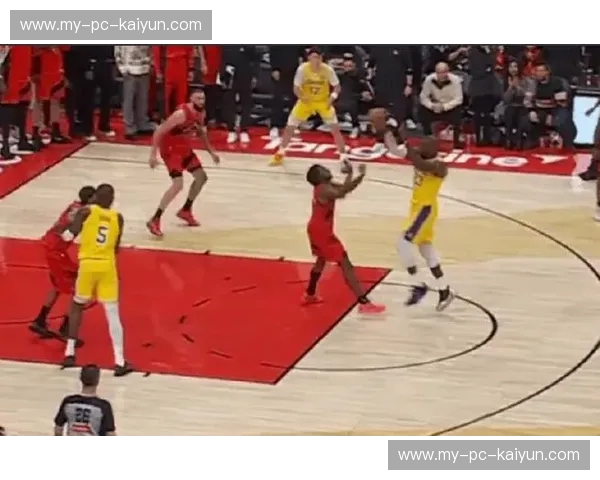 紫金星光与北境寒芒的终极碰撞：湖人vs猛龙第四节的英雄史诗